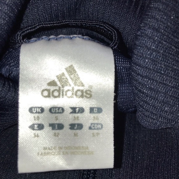 Women’s Adidas zip up jacket - Picture 2 of 5